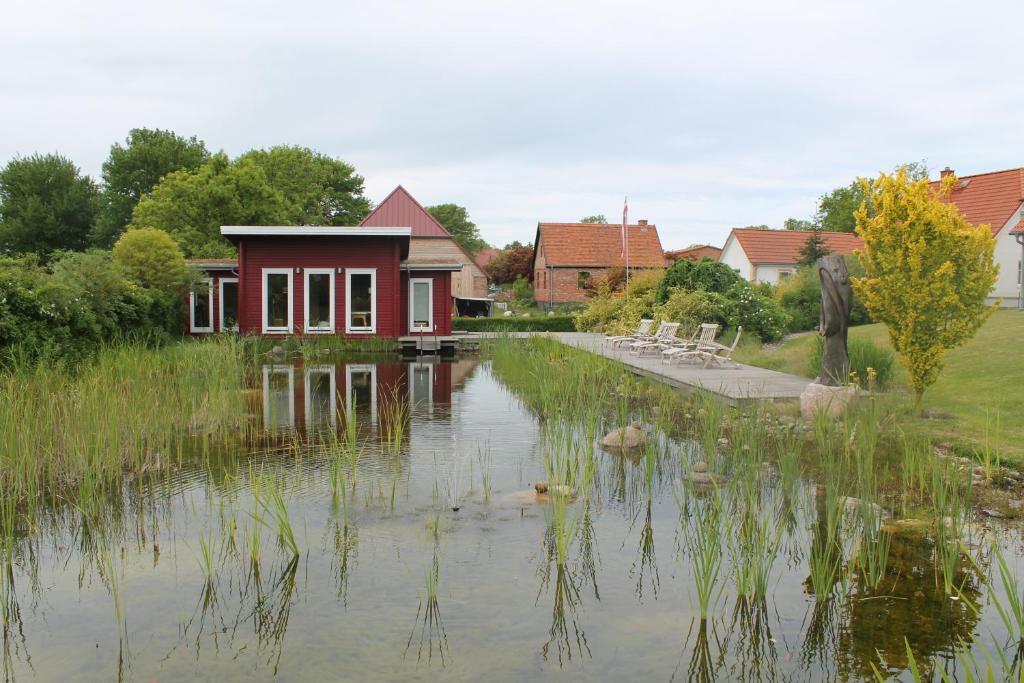 Hotel & Restaurant Zum Kap Arkona Putgarten Exterior photo